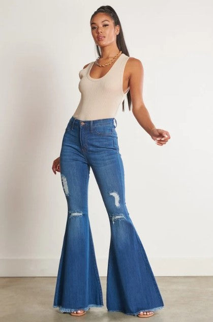 Denim Dazzle: Styling Tips for Your Four Hanger Boutique Denim Collection