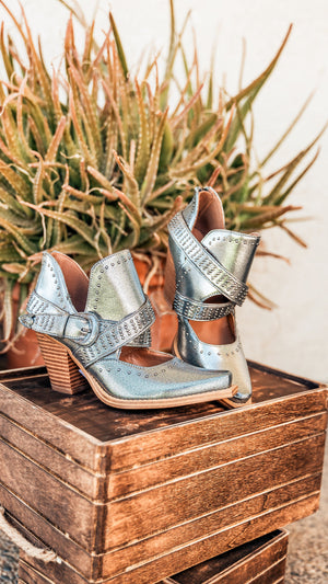 Fiona Ankle Silver Boots